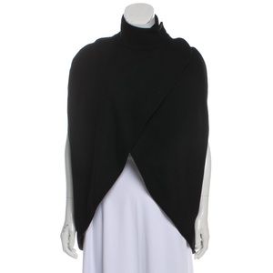 Modello Giulietta Wool Cape